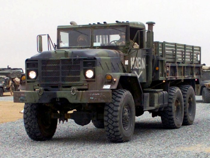 File:US Marine Corps 030224-M-XT622-034 USMC M923 (6X6) 5-ton cargo ...
